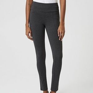 Le Château -Charcoal Ponte Pull-On Skinny Leg Pant